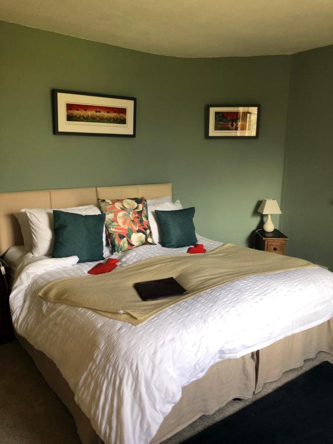 The Hollow Bed And Breakfast Great Longstone Екстер'єр фото